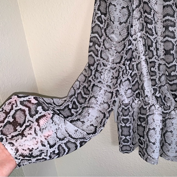 Express Snakeskin Print Surplice Blouse - Picture 8 of 13